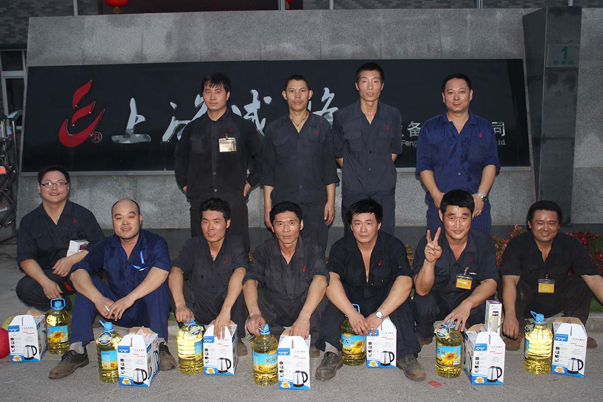 拔河比賽冠軍團隊合影_6.jpg 拔河比賽冠軍團隊合影_6.jpg